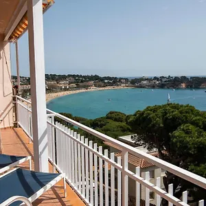 https://apartamento-con-fantasticas-vistas-en-sagaro.catalonia-hotels.com